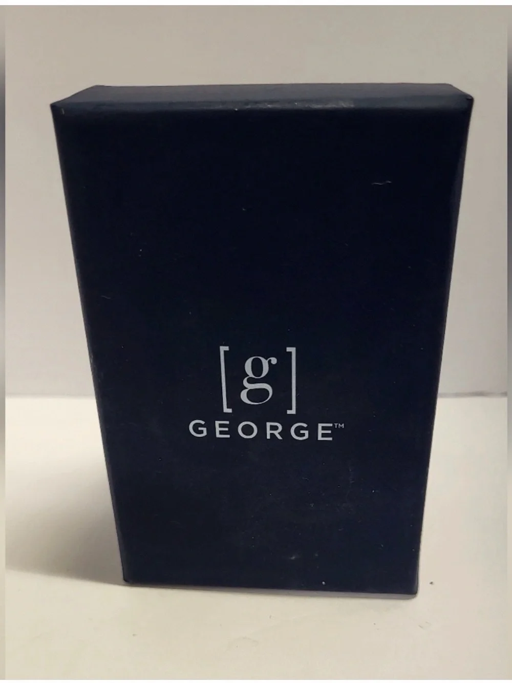 💜 George Men's Set - 1 Analog Watch and 1 Flashlight(works just needs batteries)